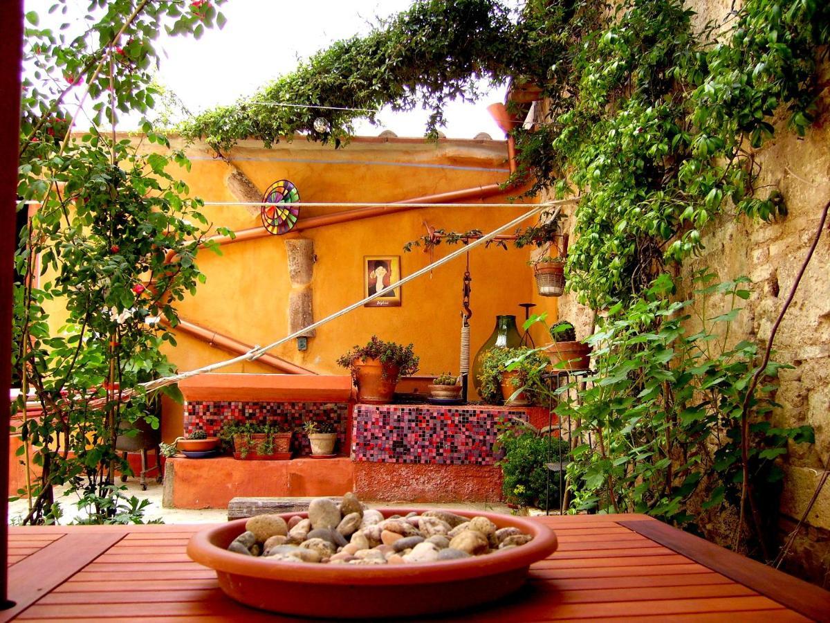 Le Cisterne Bed and breakfast